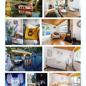  Holiday home Family Honeybeelodge Hot Tub And Wood Burner